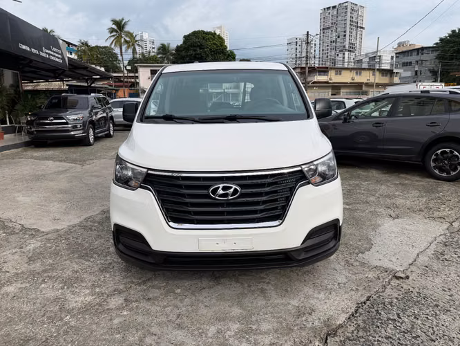 Hyundai H1 2020
