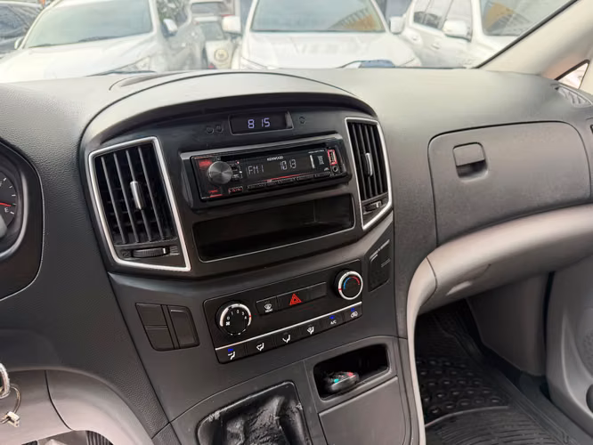 Hyundai H1 2020