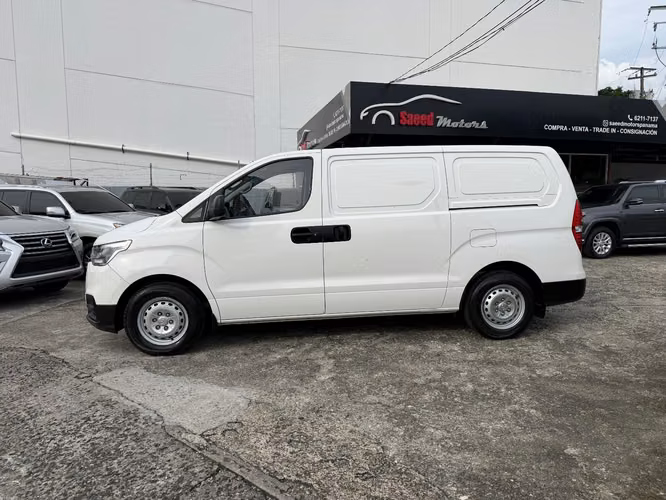 Hyundai H1 2020