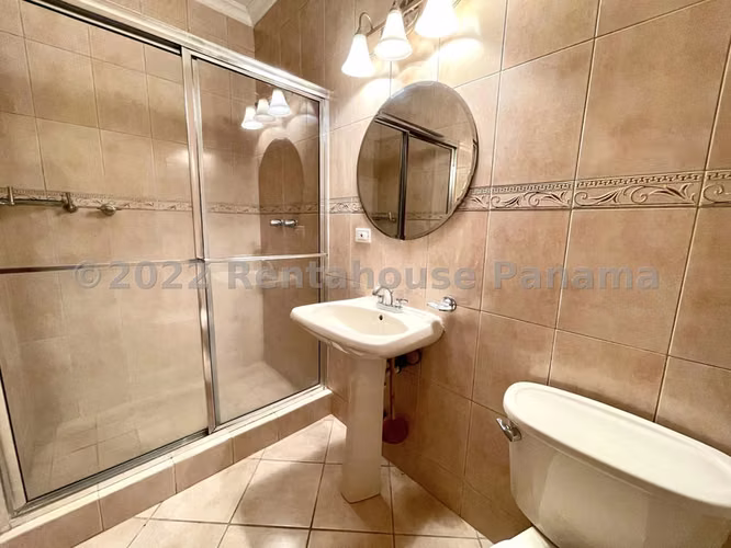 F2000GRR Venta de Casa en Ancon 