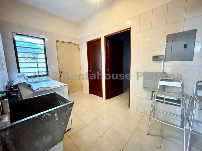 F2000GRR Venta de Casa en Ancon 