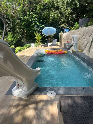 Beautiful mountain home for long-term rent in Alto del Maria, Panama / Casa de montaña en alquiler- Altos del Maria