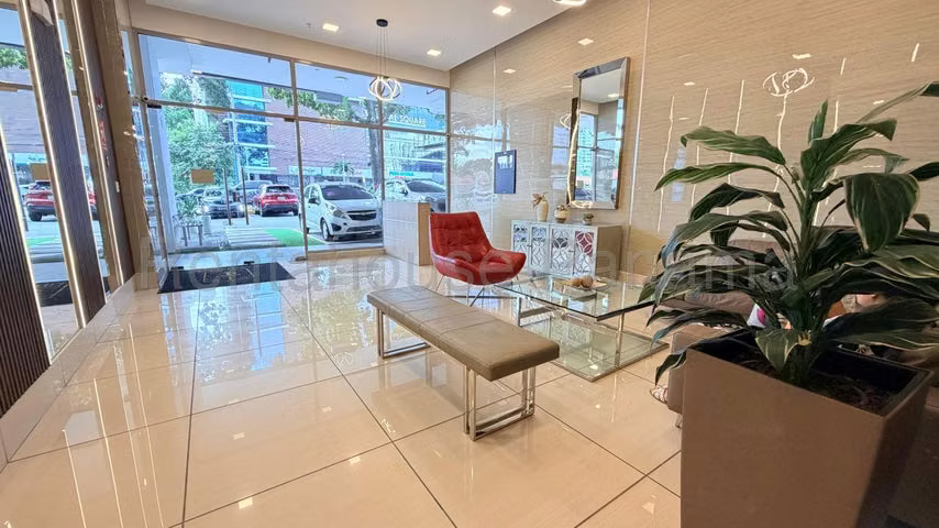 Venta de Apartamento Via España, PH Torres de Castilla 27LGG2490 - Imagen 4