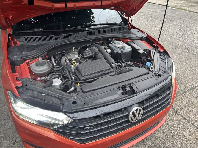 Jetta 2019 Habanero Orange 60,000 KM Interior Impecable - Full Extras - Imagen 6