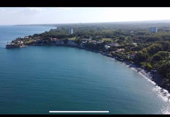 Se alquila Village en Punta Barco Disponible el 1 de Noviembre - Imagen 13