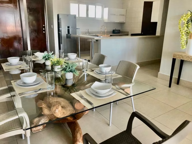 Se alquila Village en Punta Barco Disponible el 1 de Noviembre - Imagen 7