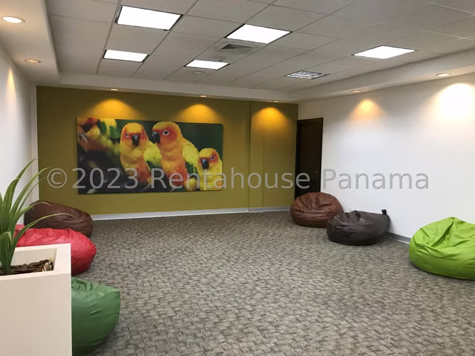 Venta de Oficina en Chanis Plaza Carolina ANL - Imagen 4