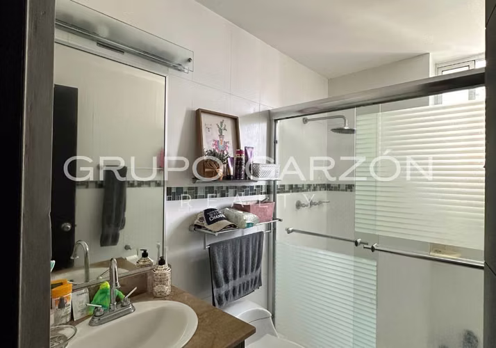 Venta apartamento c/ 2 estac. + 1 depósito PH Sky Level (Hato Pintado) - Imagen 8