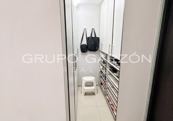 Venta apartamento c/ 2 estac. + 1 depósito PH Sky Level (Hato Pintado) - Imagen 9