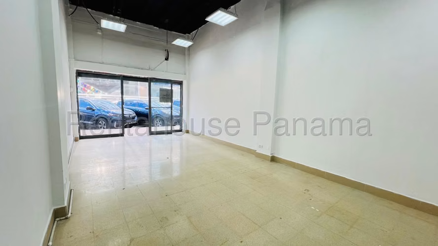 Local Comercial en Alquiler | Plaza Las Américas, Calidonia MR27-2563