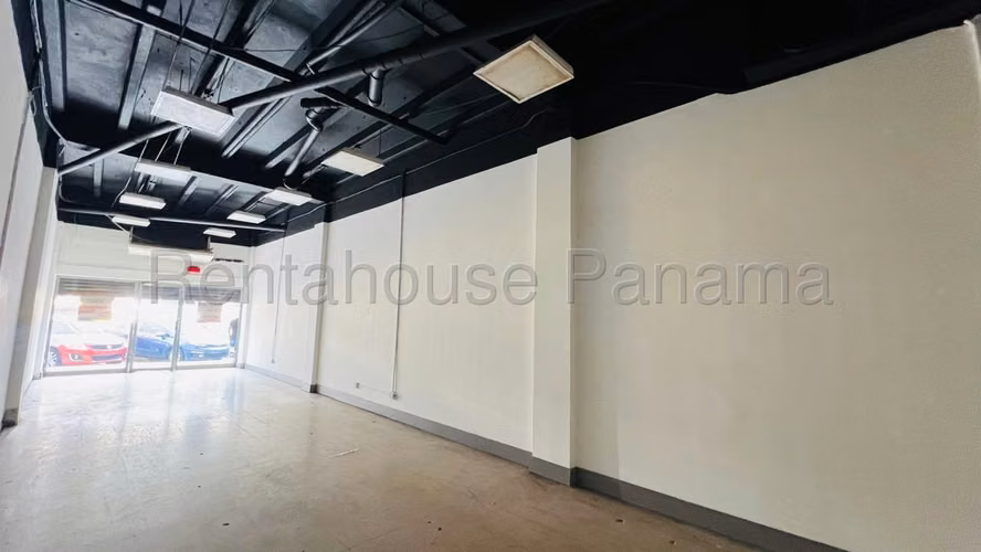 Local Comercial en Alquiler | Plaza Las Américas, Calidonia MR27-2563