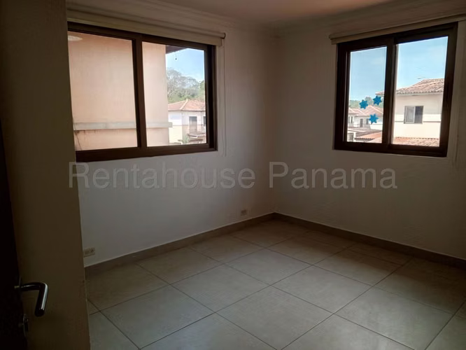 Townhouse en venta Panama Pacífico 27-2460 MMM