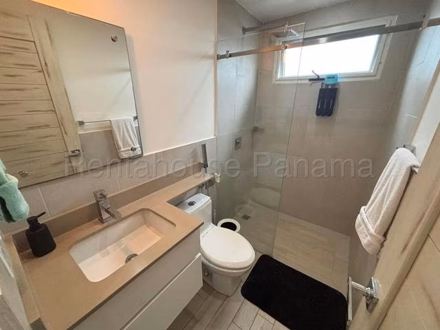 Apartamento amoblado en Playa Caracol, Punta Chame, 2 recámaras y 2 baños