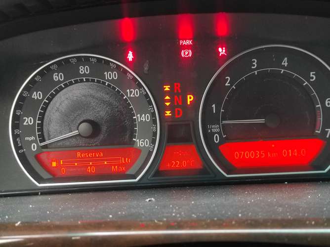 BMW 750i -2007- GANGA $3,000