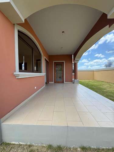 VENTA-Casa Nueva en Esquina a un Súper Precio! Residencial El Doral, Costa Sur/FOR SALE - New Corner House at a Super Pr - Imagen 13