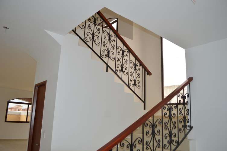 VENTA-Casa Nueva en Esquina a un Súper Precio! Residencial El Doral, Costa Sur/FOR SALE - New Corner House at a Super Pr - Imagen 12