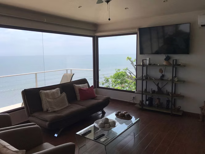 VENTA HOTEL EN PLAYA CORONA