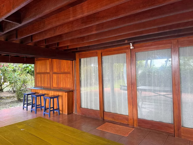 Fully Titled Waterfront Property Casa Alegria – 4BR House on Carenero (Private Dock ) - Imagen 5