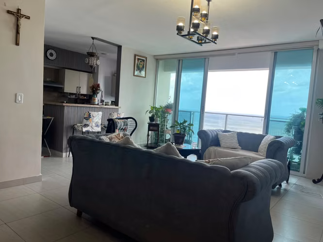 SOLD LE MARE HIGH FLOOR $285,000