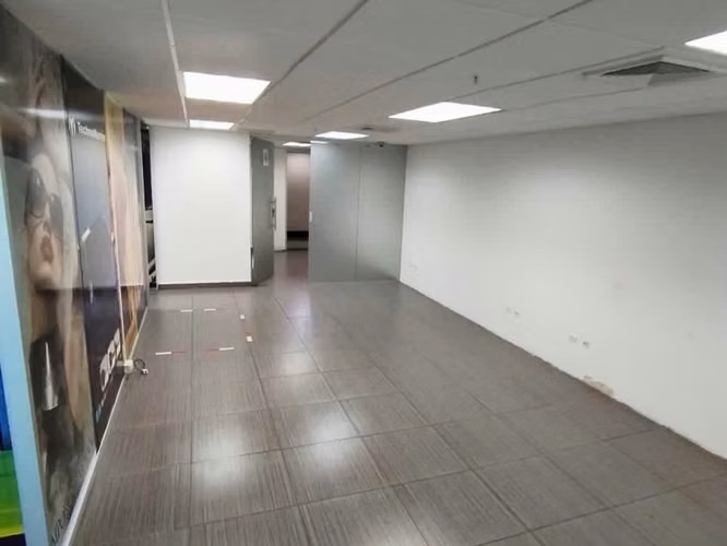 VENTA DE OFICINA COMERCIAL EN TORRE LAS AMÉRICAS, PUNTA PACÍFICA (8)