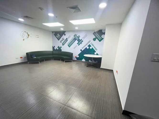 VENTA DE OFICINA COMERCIAL EN TORRE LAS AMÉRICAS, PUNTA PACÍFICA (8)