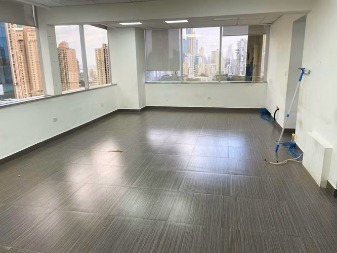 VENTA DE OFICINA COMERCIAL EN TORRE LAS AMÉRICAS, PUNTA PACÍFICA (8)