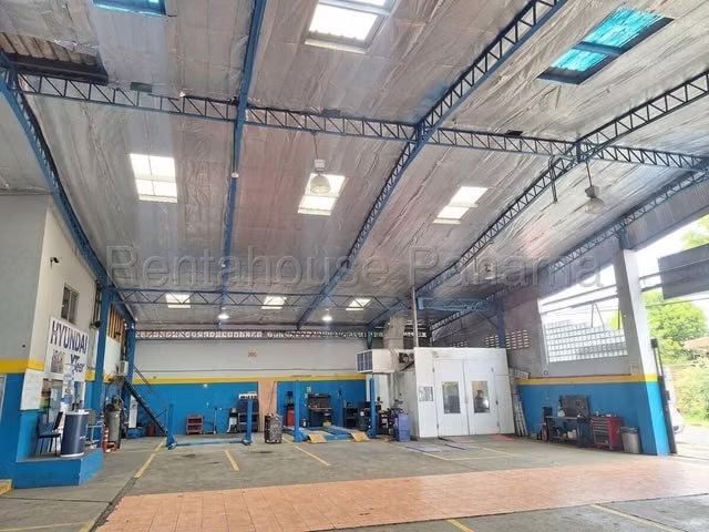 LGU-Venta de galera en Parque Lefevre. - Imagen 4