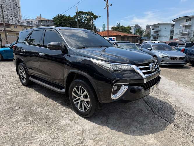 Toyota Fortuner 2020 - Imagen 3