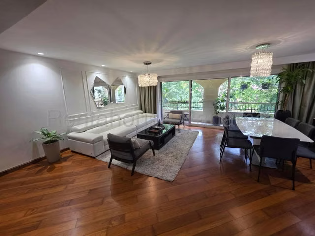 Se vende apartamento en PH Embassy Club, Clayton IH27-2536