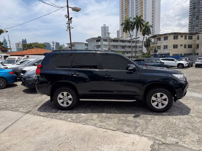 Toyota Land Cruiser Prado 2019 - Imagen 4