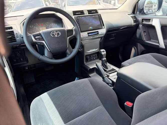 Toyota Land Cruiser Prado 2019 - Imagen 10