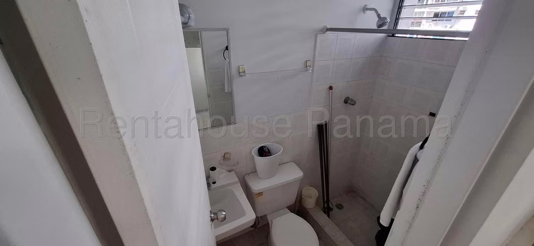 Apartamento amplio de 2 recámaras en Punta Paitilla - Imagen 12