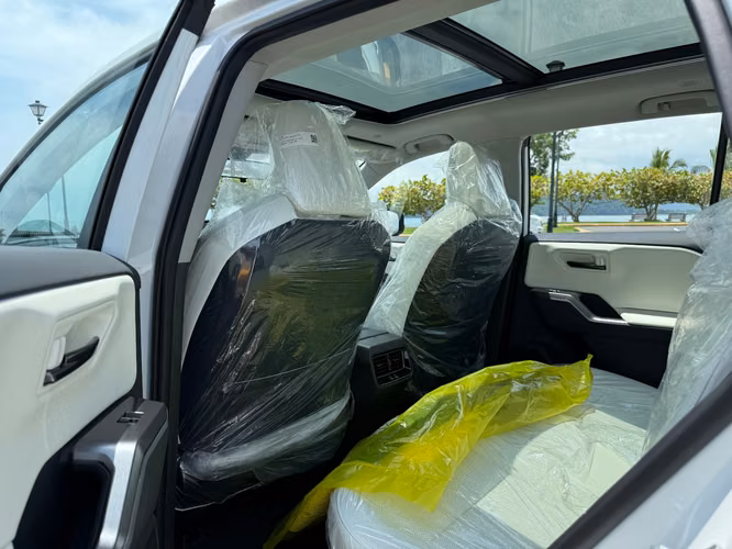 TOYOTA RAV4 HIBRIDO 2.5 4X4 - Imagen 11