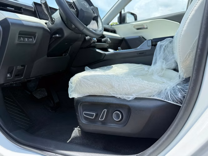 TOYOTA RAV4 HIBRIDO 2.5 4X4 - Imagen 20