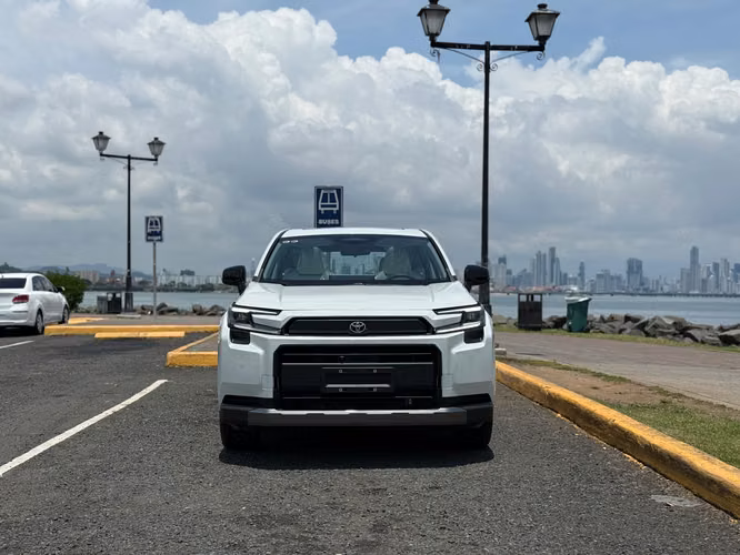 TOYOTA RAV4 HIBRIDO 2.5 4X4 - Imagen 2