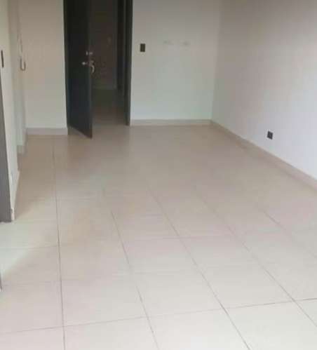 Alquiler Apartamento Carrasquilla Parte Atrás Parque Omar 3R 2B es Vacío / PISO BAJO - Imagen 9