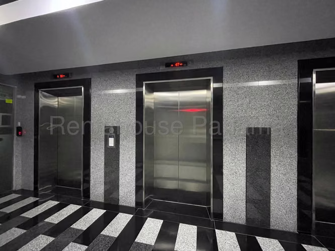 Venta Oficina Calle 50 - YD