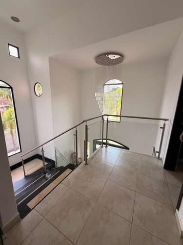 ALQUILO IMPECABLE CASA UNIFAMILIAR AMOBLADA CON PISCINA - Imagen 10
