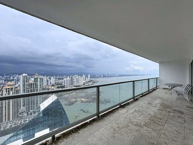 Venta de apartamento en Punta Pacífica – PH TOC - Imagen 5