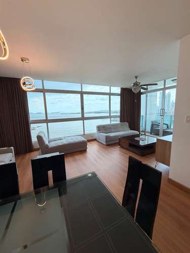 ALQUILO ESPECTACULAR APARTAMENTO VISTA FRONTAL AL MAR  - Imagen 2