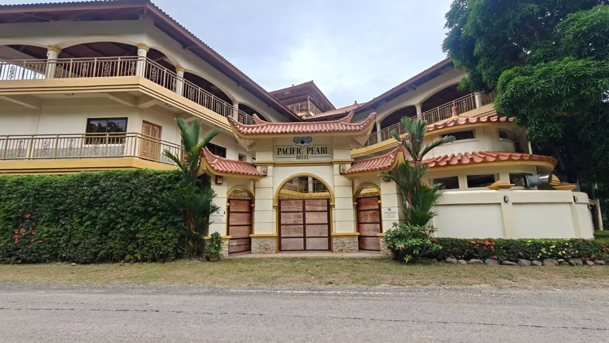 FULLY EQUIPPED AND READY TO OPERATE HOTEL (NEGOTIABLE) - EXCELLENT INVESTMENT OPPORTUNITY