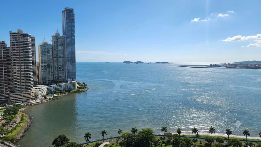 Venta de Apartamento en Marbella PH Torre del Pacífico 216 m² - Imagen 2