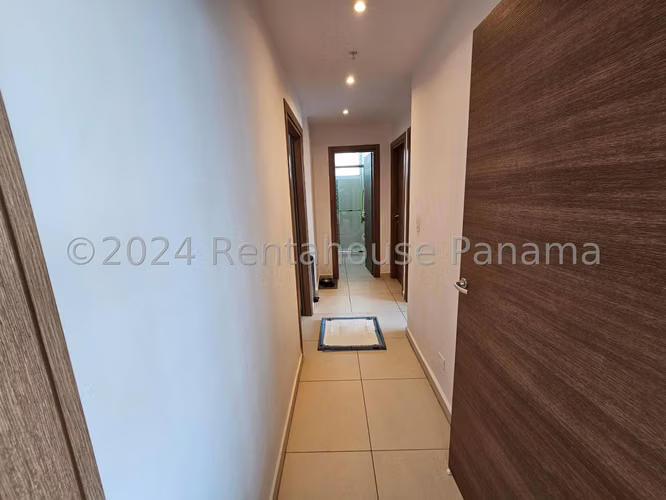 Venta de Apartamento en Costa del Este, Panamá 27JSS1881