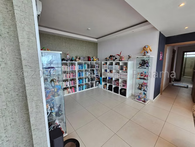 Venta de Apartamento en Costa del Este, Panamá 27JSS1881