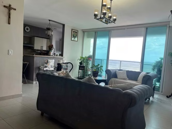 Venta P.H. Le Mare Piso Alto Coco del Mar $285,000