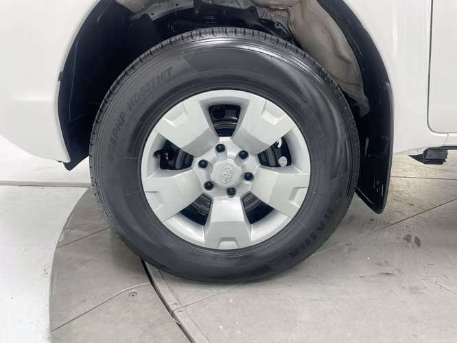 TOYOTA HILUX - 2025 - PPHA - Automarket - Imagen 2