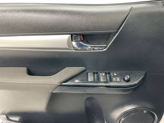 TOYOTA HILUX - 2025 - PPHA - Automarket - Imagen 4