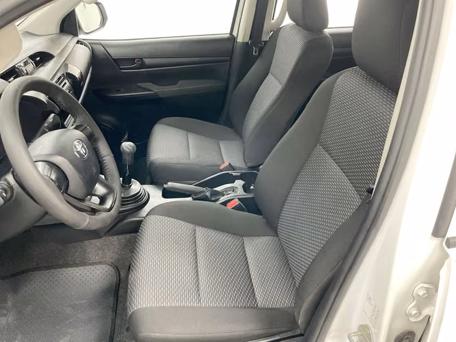 TOYOTA HILUX - 2025 - PPHX - Automarket - Imagen 5