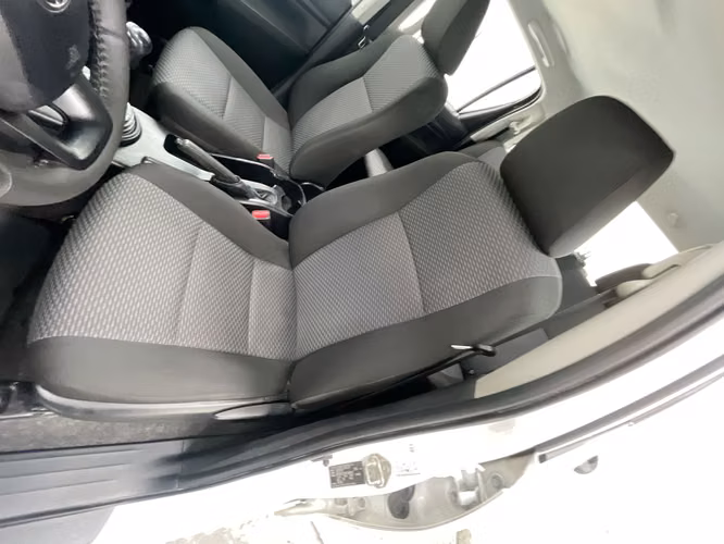 TOYOTA HILUX - 2025 - PPHX - Automarket - Imagen 5