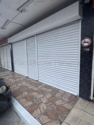 SE VENDE LOCAL COMERCIAL EN PLANTA BAJA - CHANIS - Imagen 3